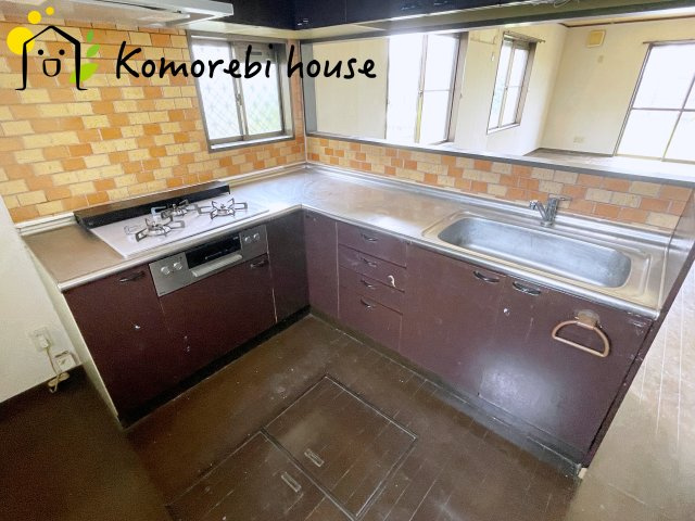 さいたま市西区清河寺　中古一戸建てのキッチン|キッチンでお料理をお楽しみください