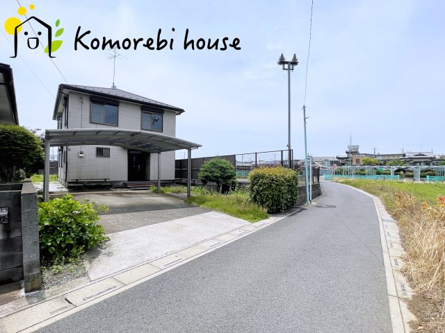 さいたま市西区清河寺　中古一戸建ての前面道路含む現地写真|前面道路含む現地写真です