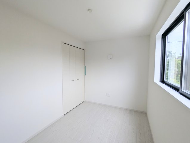 瀬戸市八幡台1期の洋室