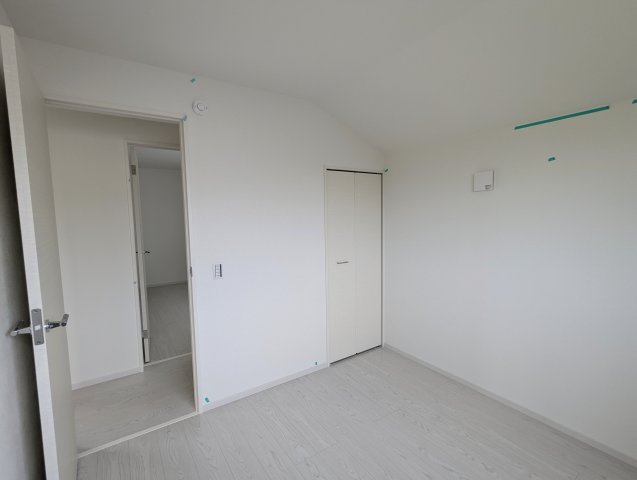 瀬戸市八幡台1期の洋室