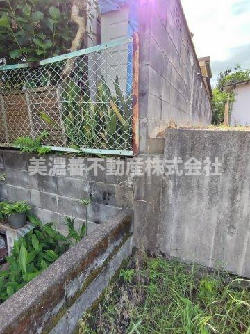 ６５４９４　岐阜市加野１丁目土地のその他