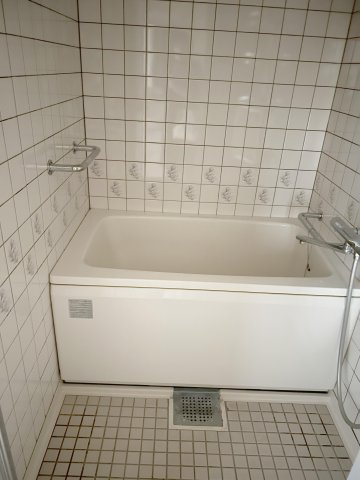 ドルミ葛西の浴室|タイル貼りの浴室♪