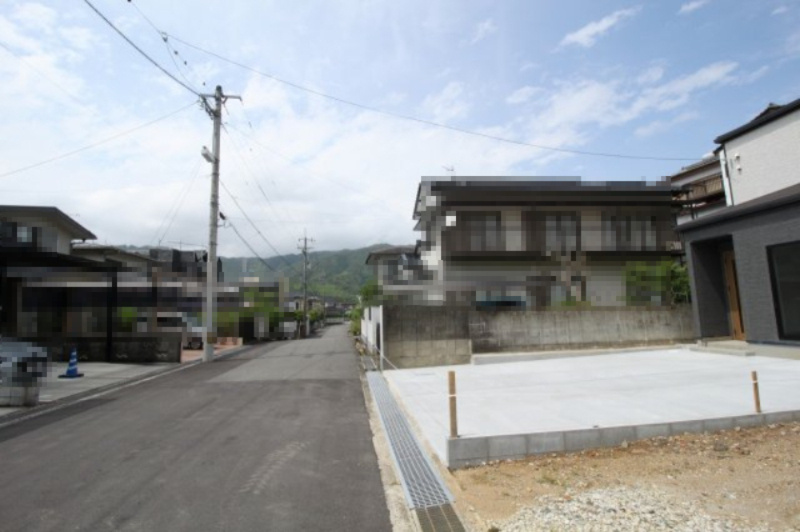 一宮東町2丁目　新築戸建　１号棟　【内覧可能】の前面道路含む現地写真