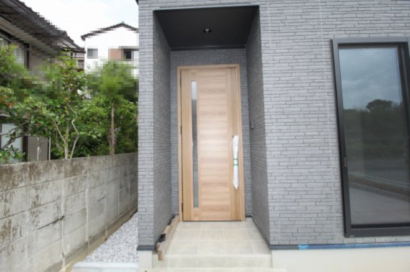 一宮東町2丁目　新築戸建　１号棟　【内覧可能】の玄関