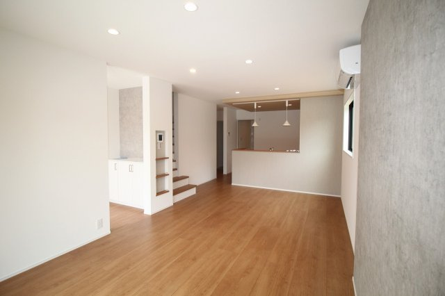 一宮東町2丁目　新築戸建　１号棟（北）の居間・リビング|ＬＤＫ　18.3帖