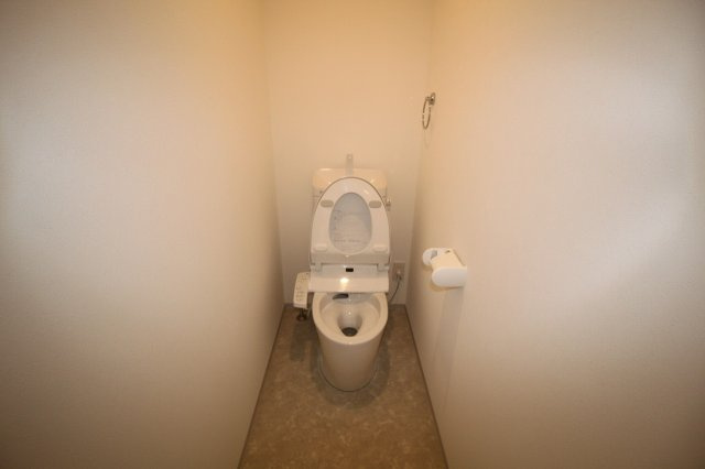 一宮東町2丁目　新築戸建　１号棟（北）のトイレ|2Ｆ