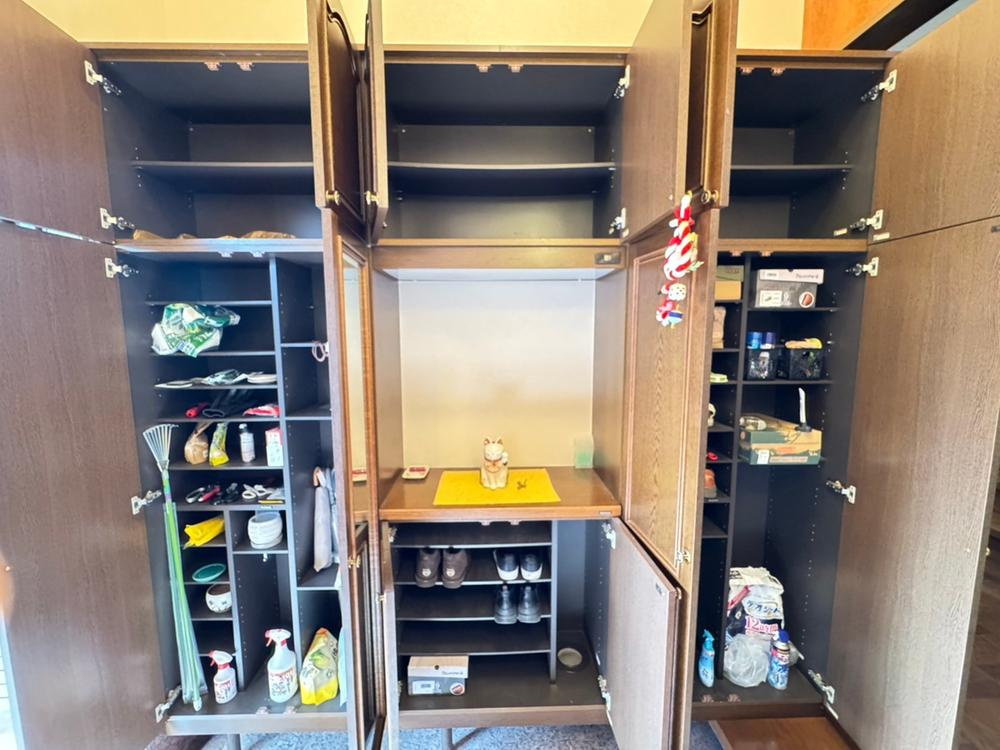 藤阪元町3丁目　中古一戸建ての収納|シューズボックス
■物件内覧・資金計画相談・住宅ローン相談、リフォーム相談、お問合せ受付中■
※当日・翌日のご内覧、ご相談はお電話でのお問合せがスムーズです！