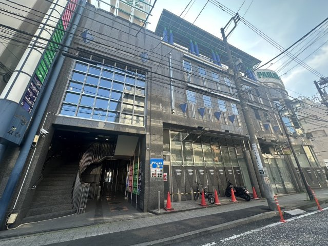 ニューシティ21ビルの外観