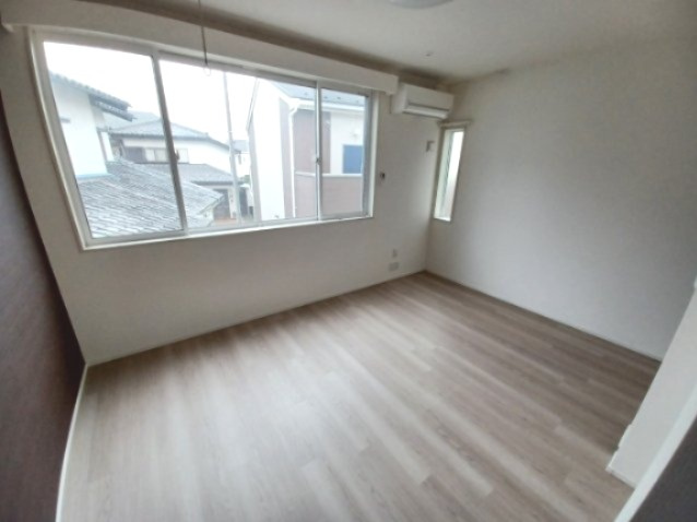 ガーデニアの洋室