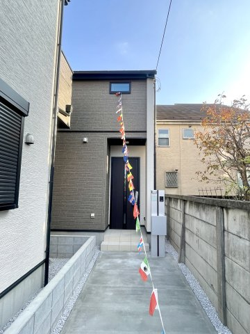 練馬区石神井町6丁目　ZEH水準省エネ邸宅　最終1棟の外観