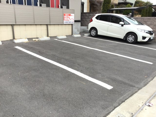 ソレジャートの駐車場