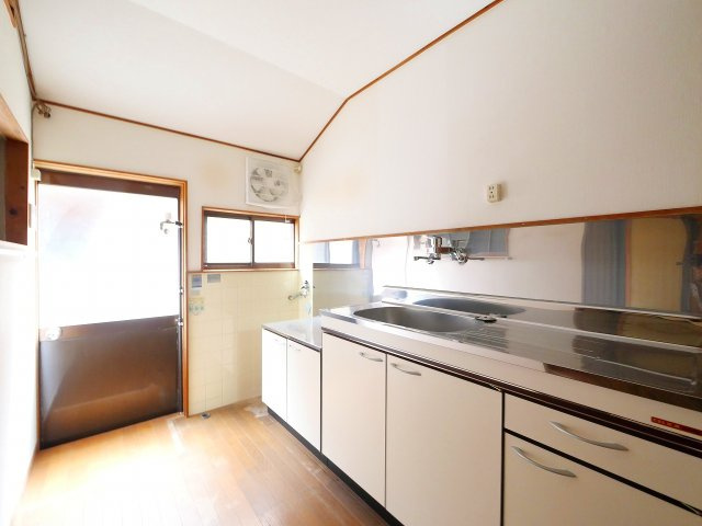 杉山連棟のキッチン|キッチンです