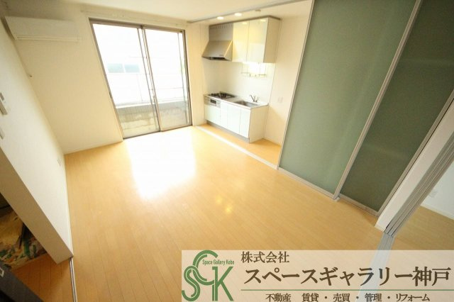 サーラスヴァティの居間・リビング|※お部屋により仕様が異なる場合があります※