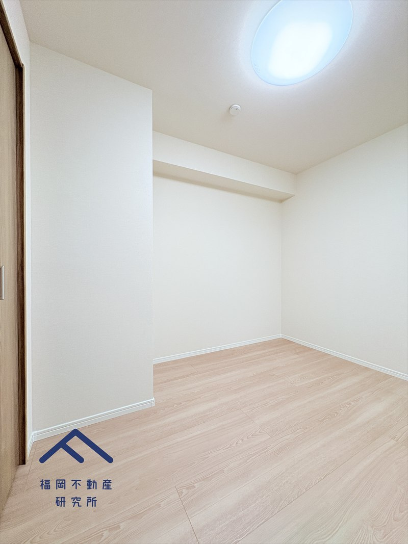 ロワールマンションアール板付壱番館の洋室