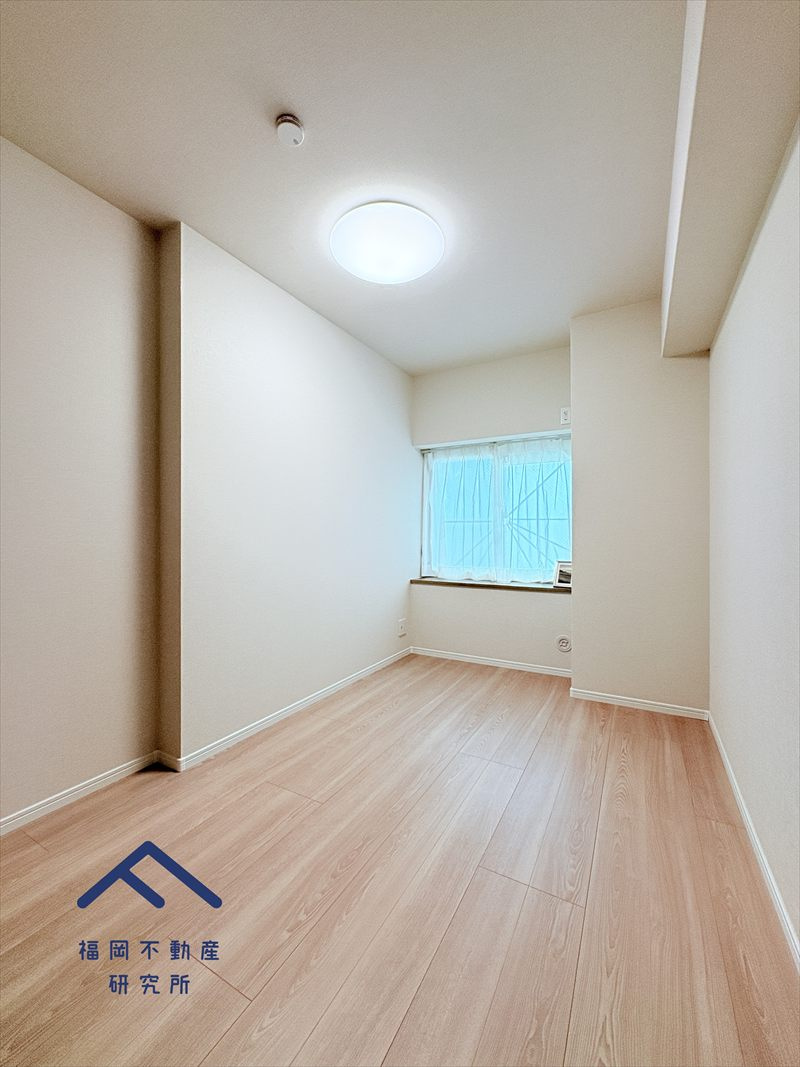 ロワールマンションアール板付壱番館の洋室