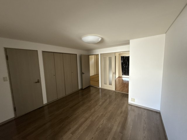 ピア・ルミナス2番館の居間・リビング