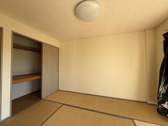 ピア・ルミナス2番館の寝室