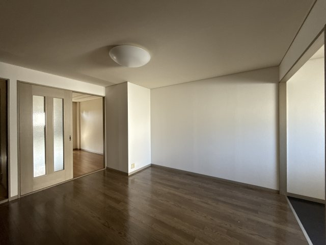 ピア・ルミナス2番館の居間・リビング