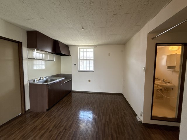 ムーンハウスⅡA棟の居間・リビング