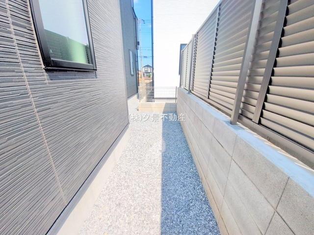  | 《仲介手数料無料》上尾市小泉９丁目2-18(1号棟)新築一戸建てグラファーレ