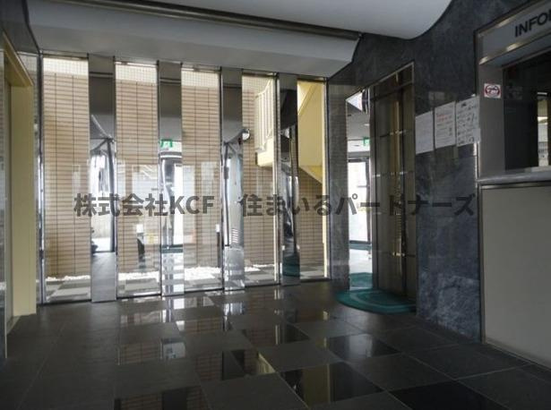 ステイツ久留米のロビー|毎日通るロビーはこのようになっています