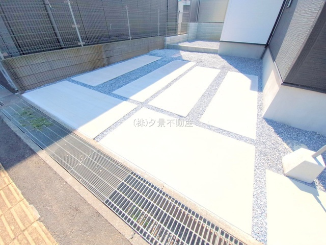  | 《仲介手数料無料》上尾市小泉９丁目2-18(2号棟)新築一戸建てグラファーレ