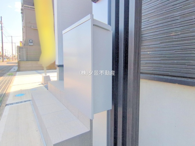  | 《仲介手数料無料》上尾市小泉９丁目2-18(2号棟)新築一戸建てグラファーレ