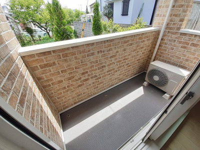 【バルコニー】 | プレジール | 落ち着いた時間を過ごせるバルコニーです