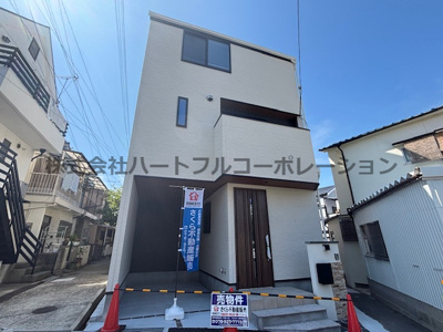 【外観】 | 神戸市垂水区山手6丁目　新築戸建　仲介手数料無料！ | 落ち着いた雰囲気の外観です
