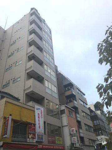 日本橋大江戸ビルの外観