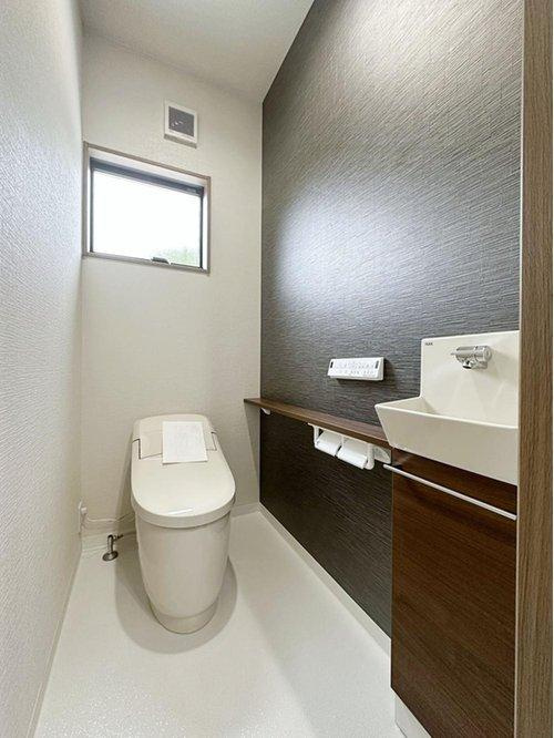 高取北1丁目 No.Aのトイレ|1階ウォシュレットトイレ☆
各階にウォシュレットトイレがついています♪