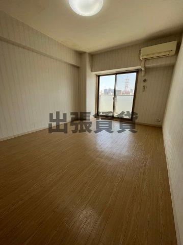 仲介手数料0円！！ラクラス浅間町の居間・リビング