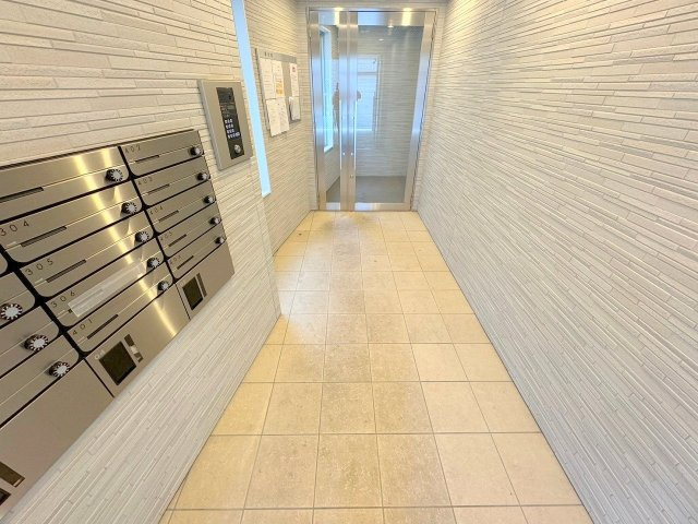 AILE上新庄のロビー