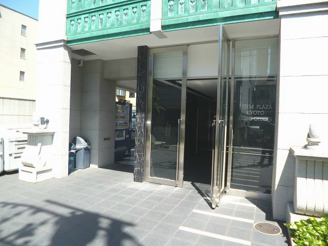 【エントランス】エステムプラザ京都五条大橋 