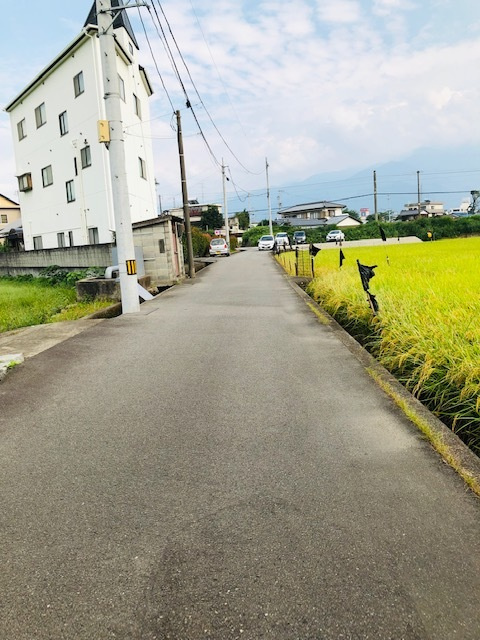 政枝町2丁目　事業用地の前面道路含む現地写真