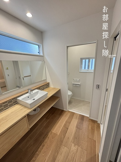 久留米市日ノ出町の中古一戸建の独立洗面台