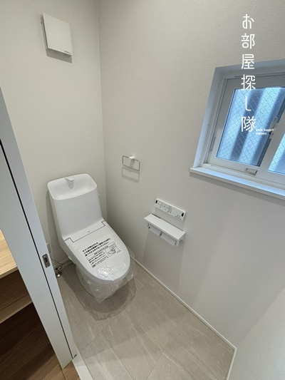 久留米市日ノ出町の中古一戸建のトイレ