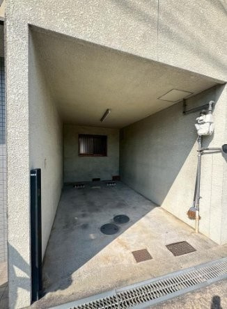 中木田町　中古一戸建ての駐車場|ビルドインガレージ
■物件内覧・資金計画相談・住宅ローン相談、リフォーム相談、お問合せ受付中■
※当日・翌日のご内覧、ご相談はお電話でのお問合せがスムーズです！