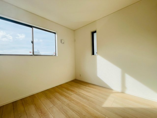 ♥♥宜野湾市大山第3－－２号棟（全２棟）（全2棟）の洋室