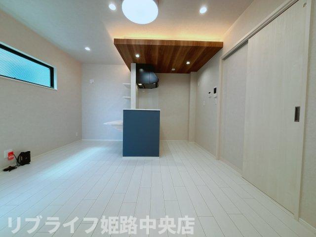 ボヌール英賀保駅前　Ⅱの居間・リビング
