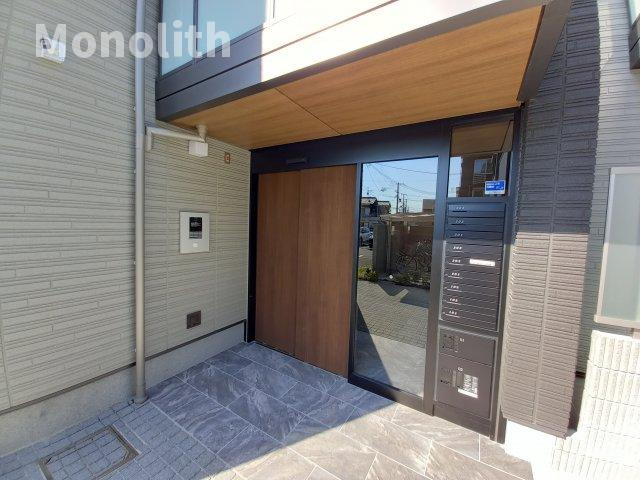シャーメゾンセレーノAのエントランス
