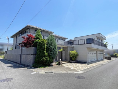【外観】 | 鈴鹿市中江島町 | ６ＬＤＫの大邸宅＋別棟ガレージ・居宅