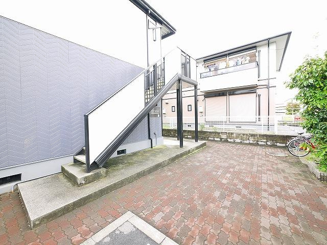 メゾン・ド・グランデュールのエントランス|清潔なエントランスです