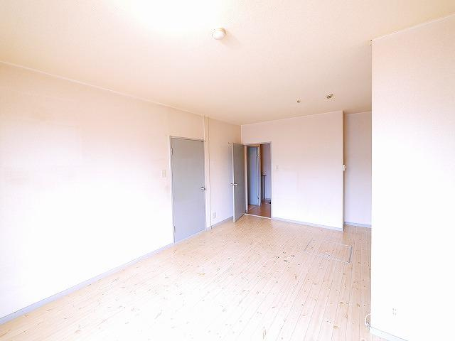 メゾン・ド・グランデュールの居間・リビング|おしゃれな居間です