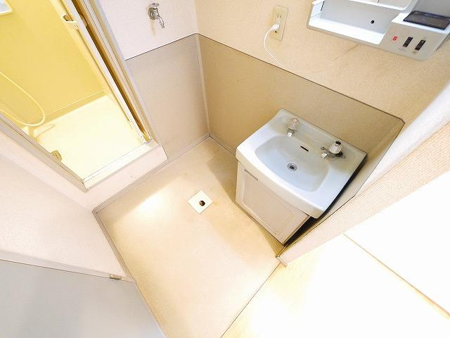 メゾン・ド・グランデュールの洗面所|忙しい朝には欠かせない洗面所です