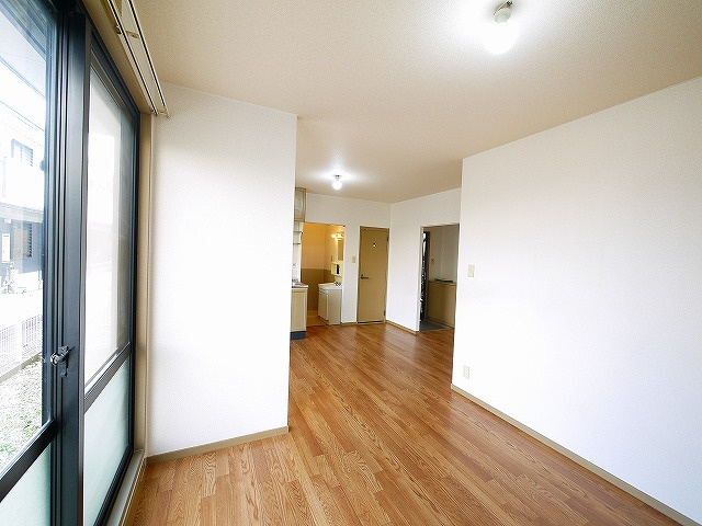 メゾン・ド・アネックスの居間・リビング|使いやすいリビングです