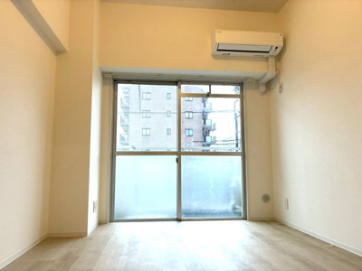 【洋室】 | チェスターハウス川口