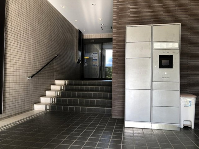 【ロビー】 | チェスターハウス川口