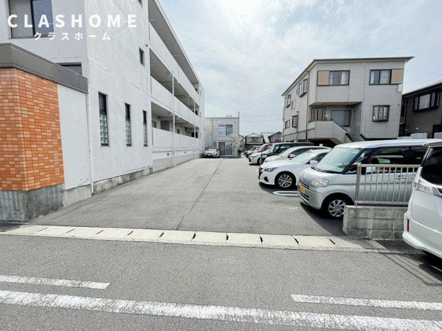 知立サウスウエスト　　刈谷市近郊の賃貸ならクラスホーム刈谷店の駐車場