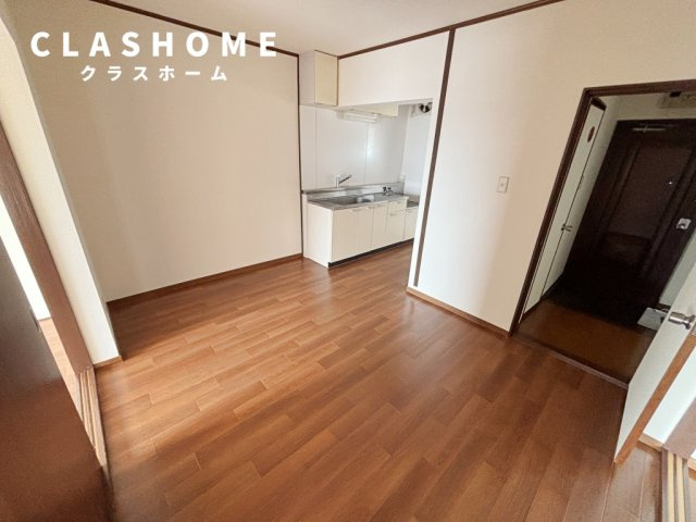 マンション浅井　　刈谷市近郊の賃貸はクラスホームの居間・リビング